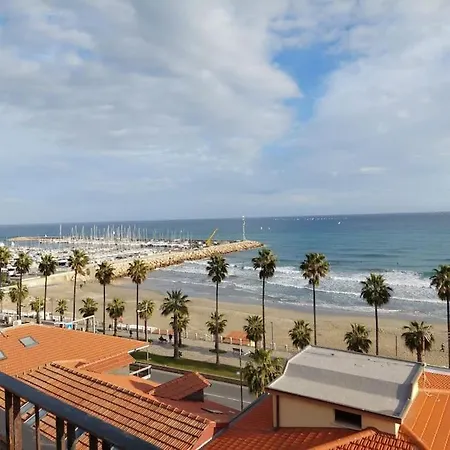 Apartment Bilocale A Due Passi Dal Mare In Marina Di Andora. Andora